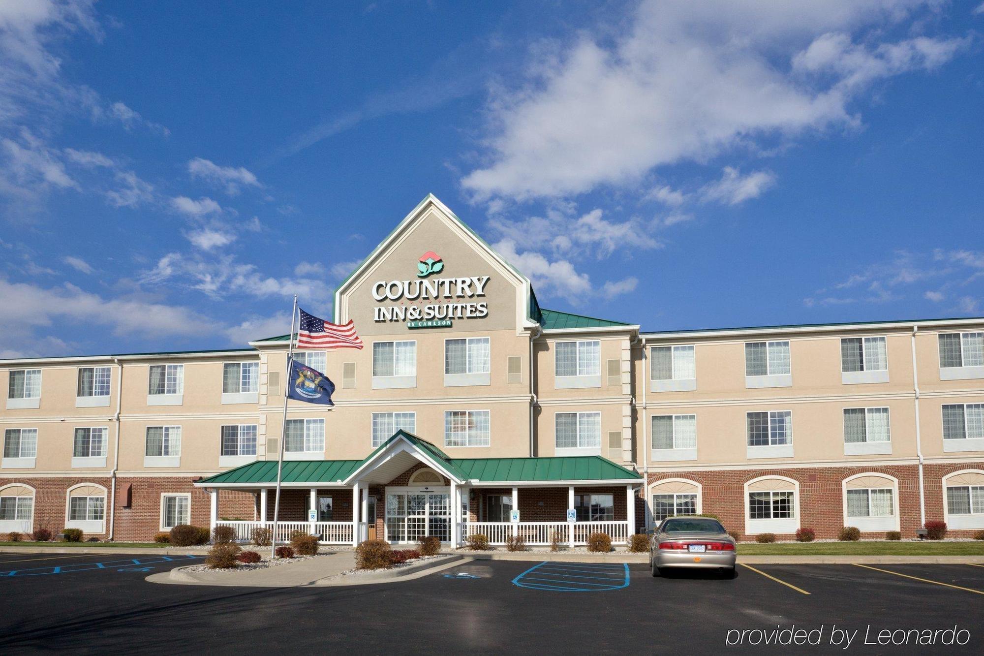 Country Inn & Suites By Radisson, Big Rapids, Mi Exterior photo